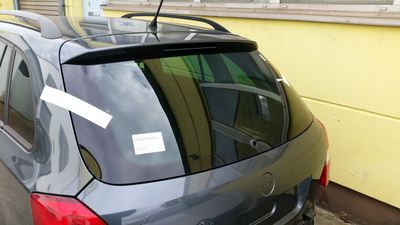 Neue Heckscheibe für PKW